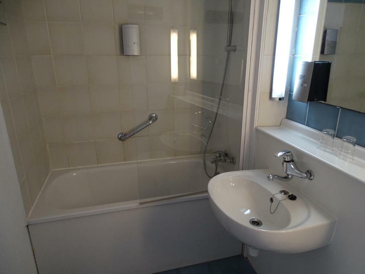Value Stay Брюж Екстериор снимка